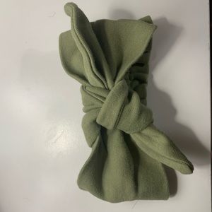 Kate Quinn headband